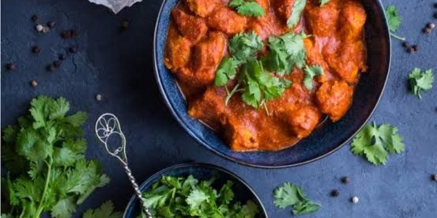 لعشاق الأكل الهندي.. أسهل طريقة لعمل التشيكن ماسالا في المنزل